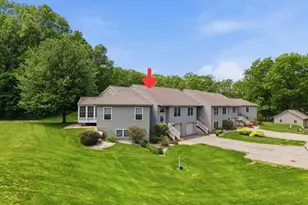 33 Centerview Rd, Atkinson, NH 03811 - Photo 1