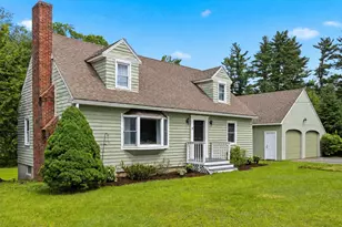 31 Westwood Cir, Dover, NH 03820 - Photo 1