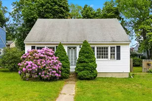 184 Green Acres Dr, Manchester, NH 03109 - Photo 1