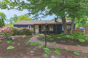 17 Island Pond Rd, Hampstead, NH 03841 - Photo 1