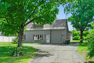 148 Charles St, Rochester, NH 03867 - Photo 1