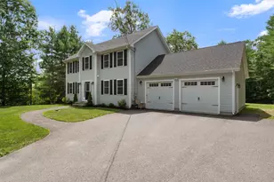 178 Rolling Hill Dr, Weare, NH 03281 - Photo 1