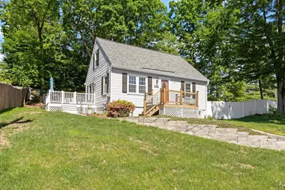 122 Westwood Drive, Nashua, NH 03062 - Photo 1