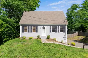 38 Regina Ave, Raymond, NH 03077 - Photo 1