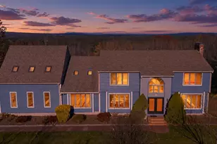 8 Longview Dr, Bow, NH 03304 - Photo 1