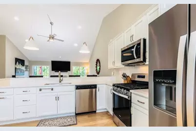 10A Cardinal Lane, Epping, NH 03042 - Photo 1