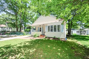 24 Gorham St, Manchester, NH 03102 - Photo 1