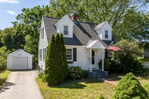 20 Upland St, Manchester, NH 03102 - Photo 1