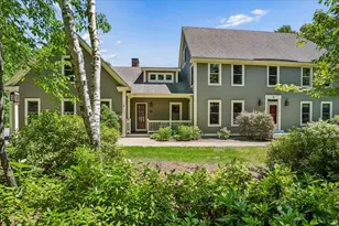 12 Middleton Dr, Bedford, NH 03110 - Photo 1
