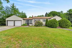 39 Pembroke Rd, Concord, NH 03301 - Photo 1