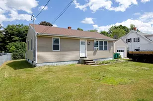 36 Hancock St, Rochester, NH 03867 - Photo 1