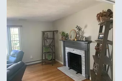 47 Farmington Road, Nashua, NH 03060 - Photo 1