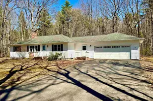 28 Mo-Sett Ave, Goffstown, NH 03045 - Photo 1