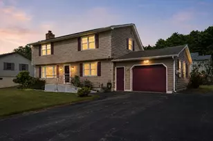 7 Hopi Dr, Nashua, NH 03063 - Photo 1