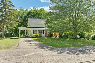 227 Pine St, Laconia, NH 03246 - Photo 1