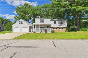 29 Burnside St, Nashua, NH 03064 - Photo 1