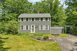 527 N Main St, Wolfeboro, NH 03894 - Photo 1