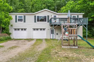 45 Concord St, Belmont, NH 03220 - Photo 1