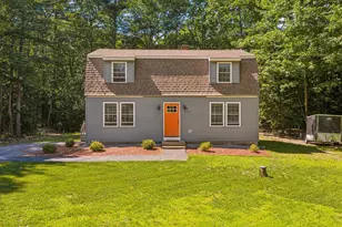 14 Rosewood Dr, Bow, NH 03304 - Photo 1