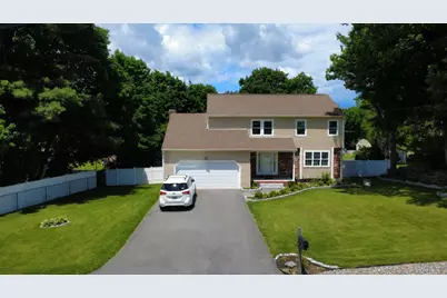 2 Farmington Road, Nashua, NH 03060 - Photo 1