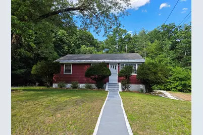 9 Louise Drive, Litchfield, NH 03052 - Photo 1