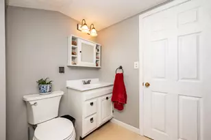 563 Pickering Rd, Rochester, NH 03867 - Photo 1