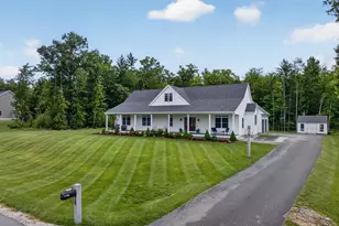 21 Walnut Hill Dr, Hooksett, NH 03106 - Photo 1