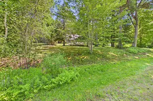 30 Patricia Ann Dr, Tilton, NH 03276 - Photo 1
