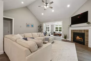 5 Hamilton Ct, Bow, NH 03304 - Photo 1