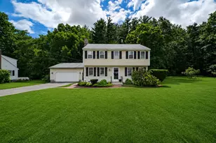 19 Baymeadow Dr, Nashua, NH 03063 - Photo 1
