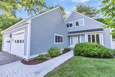 555 Straw Hill Road, Manchester, NH 03104 - Photo 1