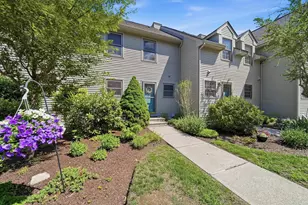6 Veterans Rd, Amherst, NH 03031 - Photo 1