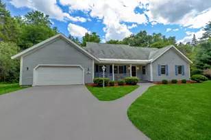 407 Dandiview Rd, Conway, NH 03860 - Photo 1