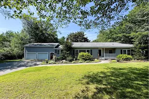 224 Haverhill Rd, Chester, NH 03036 - Photo 1