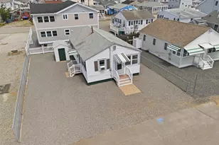 20 Jo Ann Ln, Hampton, NH 03842 - Photo 1