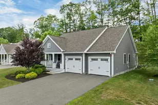 36 Three Ponds Dr, Brentwood, NH 03833 - Photo 1