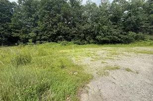 59 Lafayette St, Claremont, NH 03743 - Photo 1