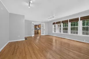30 Lynne Dr, Hollis, NH 03049 - Photo 1