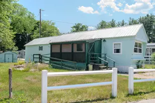 529 Nashua St, Milford, NH 03055 - Photo 1