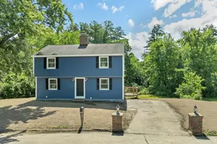 39 Palisade Dr, Nashua, NH 03062 - Photo 1