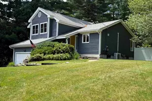 26 Pheasant Ln, Manchester, NH 03109 - Photo 1