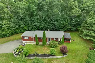 40 Coburn Ave, Nashua, NH 03063 - Photo 1