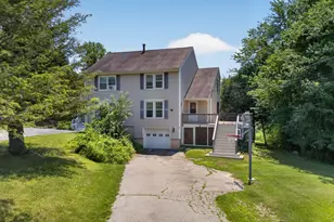 5 Richardson Dr, Derry, NH 03038 - Photo 1