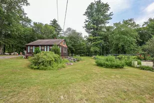 283 Hampstead Rd, Derry, NH 03038 - Photo 1