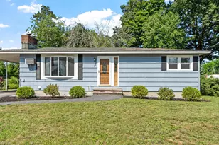 7 Mack St, Bedford, NH 03110 - Photo 1