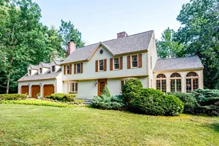 75 Meadow Dr, Hollis, NH 03049 - Photo 1