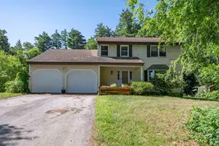 41 Lund Dr, Hudson, NH 03051 - Photo 1