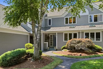 33 Larkspur Court #123, Nashua, NH 03062 - Photo 1