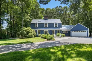 40 T J Gamester Ave, Portsmouth, NH 03801 - Photo 1