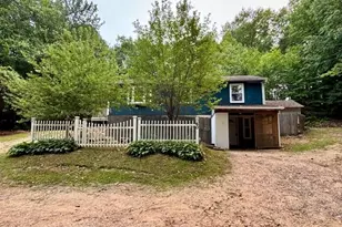 60 Heath St, Newton, NH 03858 - Photo 1